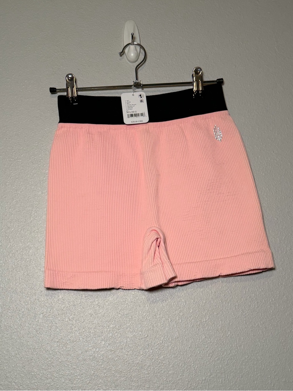 Free people movement ribbed bike shorts pastel peach M/L $38